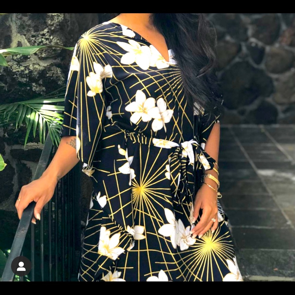 Kahulale’a Pili Dress in black and gold L